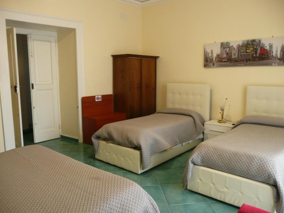 I Papiri Bed and Breakfast Ercolano Buitenkant foto