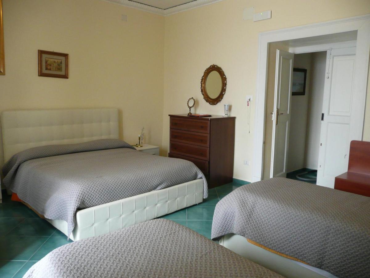 I Papiri Bed and Breakfast Ercolano Buitenkant foto